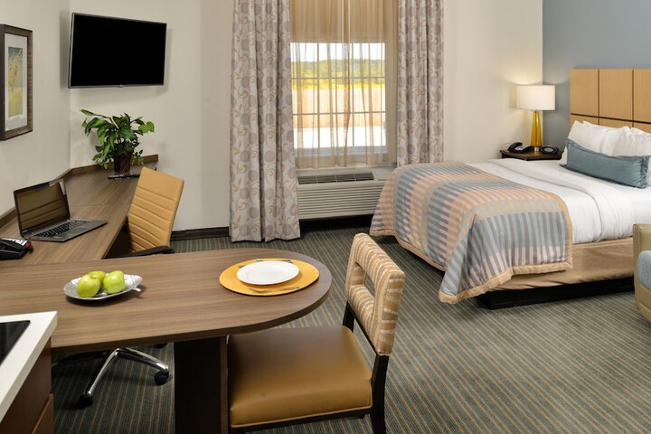 Room 22 of 36