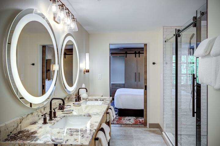 Room 30 of 120
