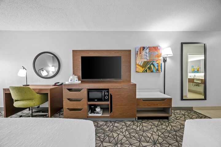 Hampton Inn Bloomington West