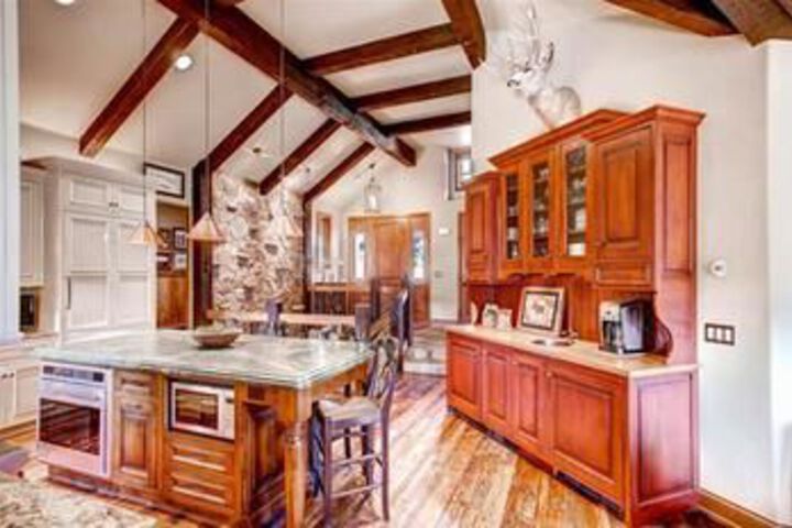 Moose Lodge Highlands Area by Pinnacle Lodging
