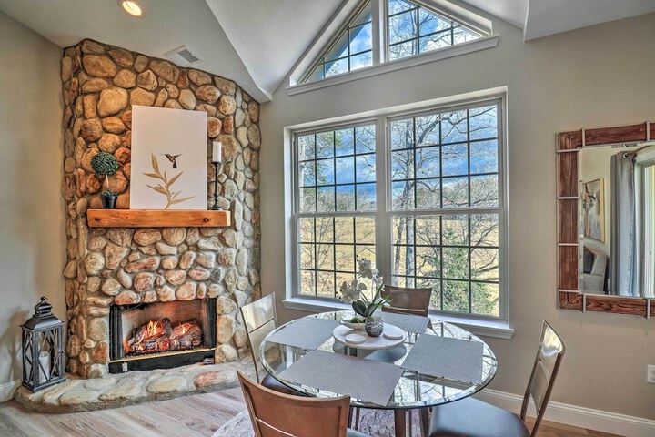 Indoor Pool & Golf Course Views: Lake Lure Condo!