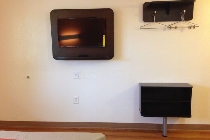 Room 42 of 57