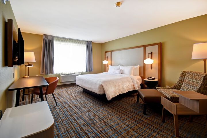 Room 16 of 24