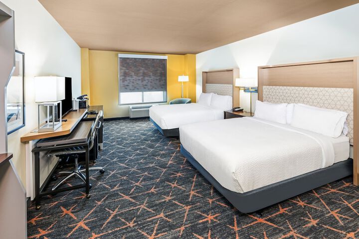 Room 15 of 39