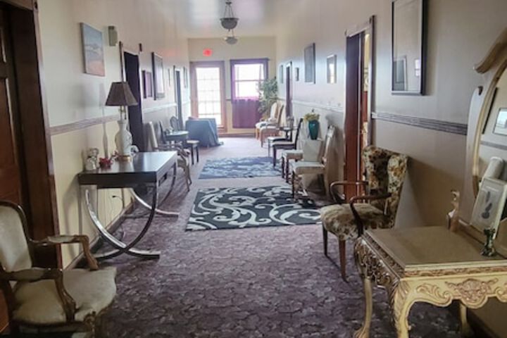 Ballroom/Hall 16 of 16
