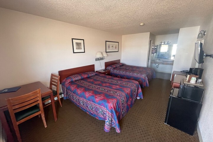 Room 13 of 21