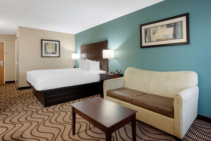 Room 8 of 36