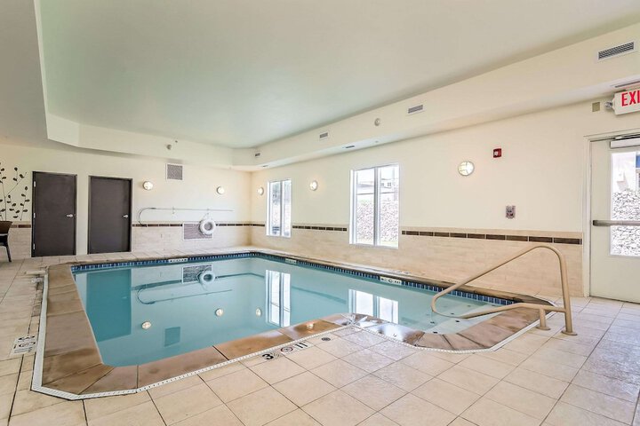 Pool 5 of 35