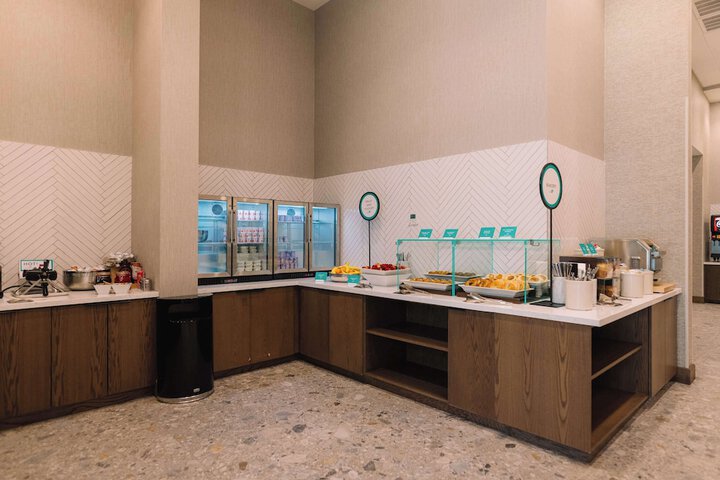 Breakfast/Coffee Service 51 of 62