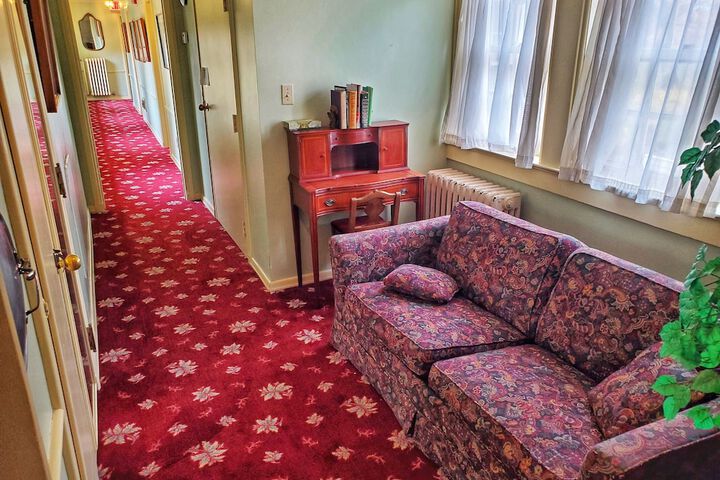Montague Inn