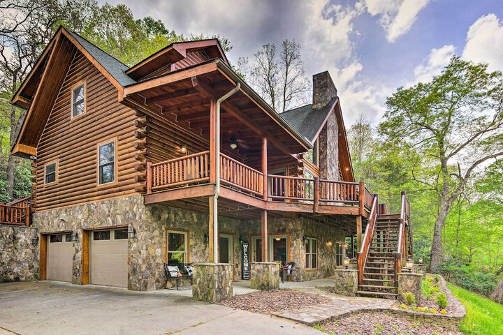 Hike Fish & Golf: Burnsville Retreat w / Deck!