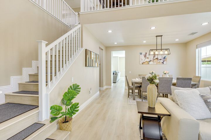 Mtn-view Gem w / Private Yard: Luxe Beaumont Home