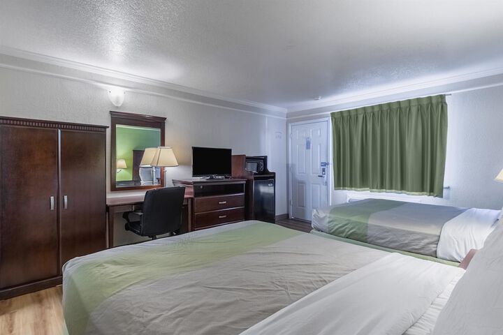 Room 28 of 30