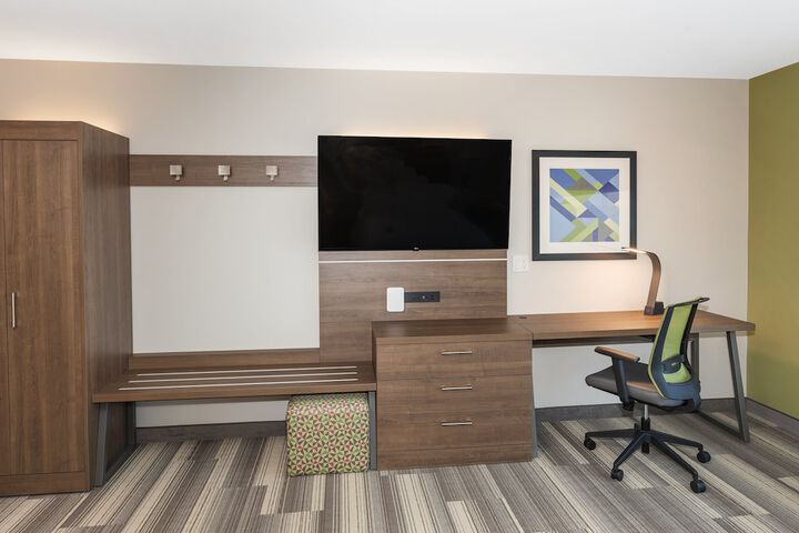 Room 14 of 41