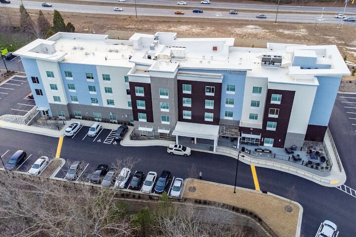 Hotel 9 of 82