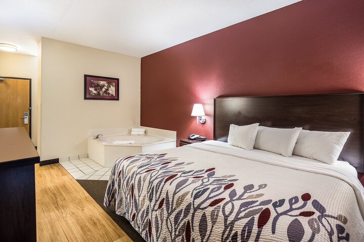 Red Roof Inn St. Louis - Troy IL