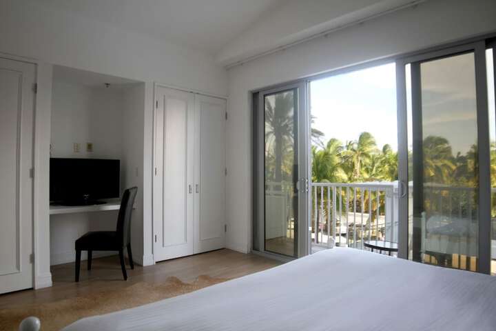 Room 33 of 75