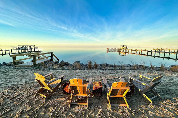Waterview Home w / Sunset & Lighthouse Views