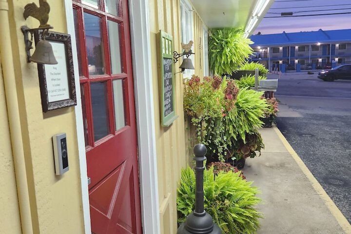 Hotel 5 of 61