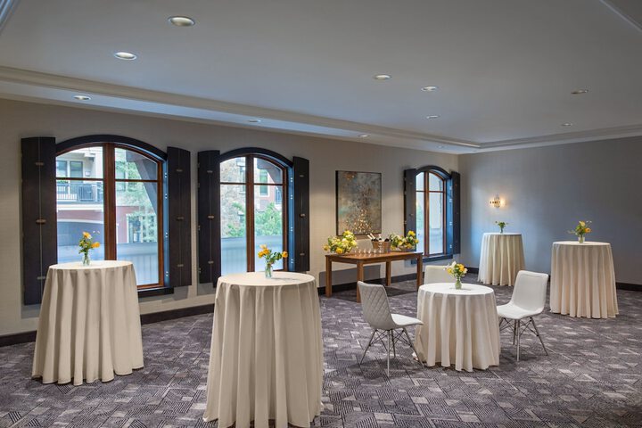 The Hythe a Luxury Collection Resort, Vail