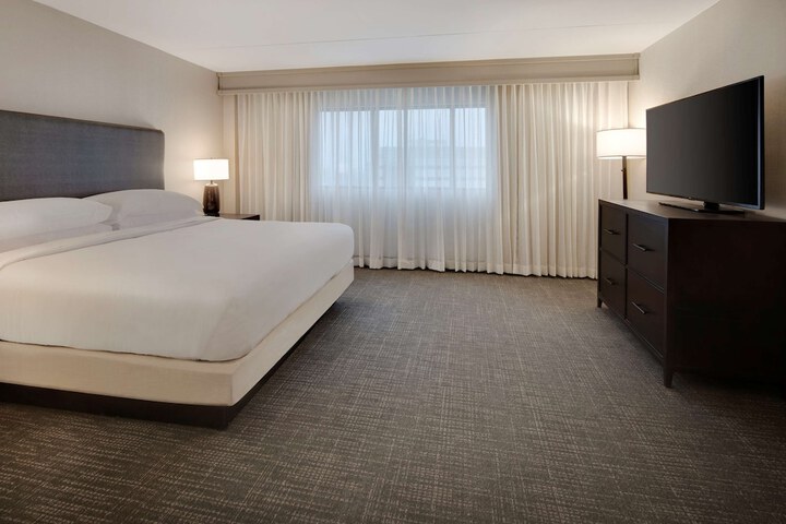 Room 21 of 94