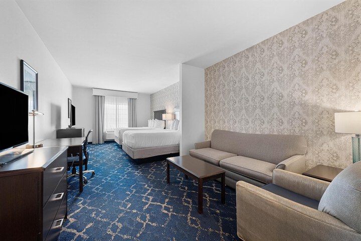 Best Western Plus New Richmond Inn & Suites