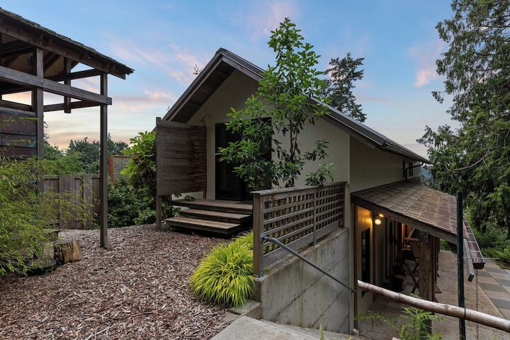 Crows Nest by Avantstay Accessible Home w / Views