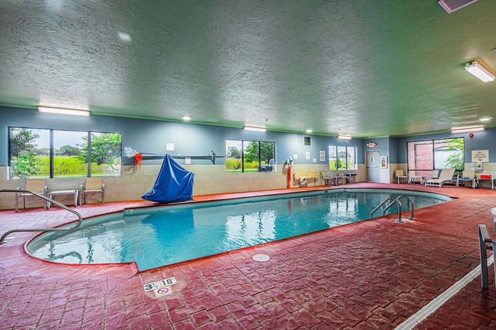 Holiday Inn Express & Suites Franklin KY by IHG