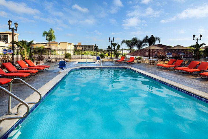 DoubleTree Suites by Hilton Anaheim Rsrt - Convention Cntr