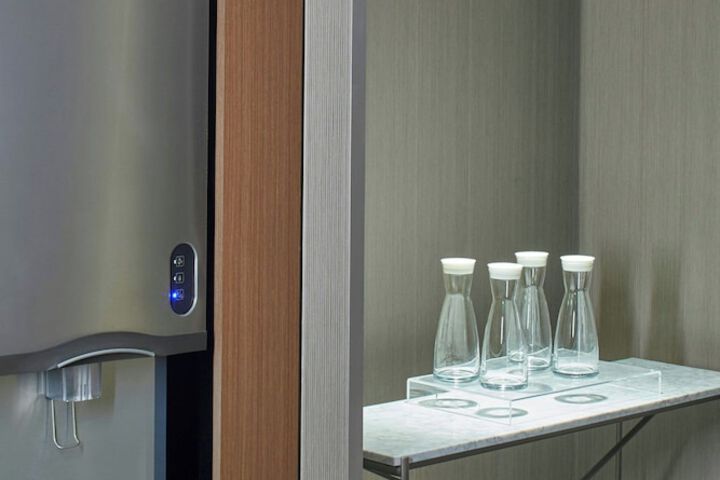 AC Hotel by Marriott Atlanta Airport Gateway