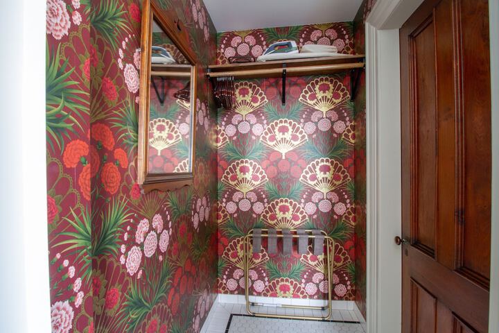 Room 21 of 41