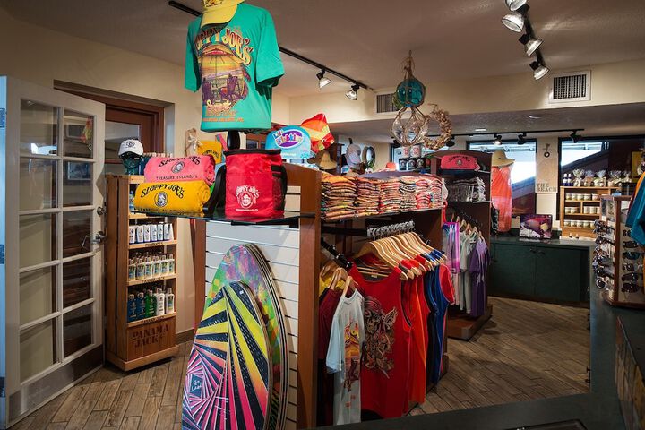Gift Shop 107 of 120