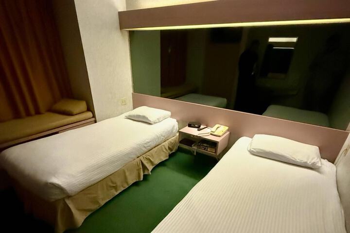 CenterWay Hotel Buffalo North Near University