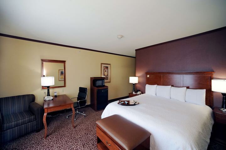 Room 71 of 123