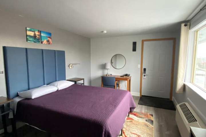 Room 31 of 49