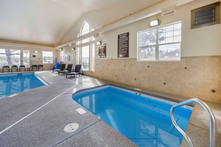 Pool 6 of 37