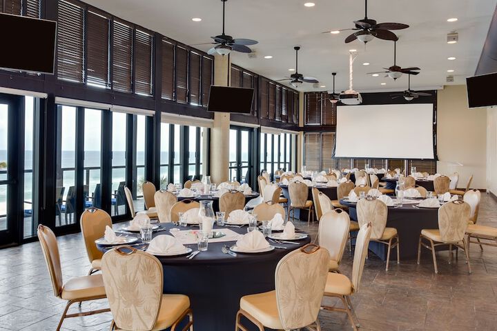 Holiday Inn Resort Panama City Beach by IHG