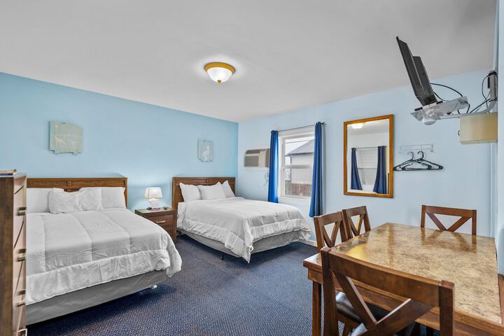 Room 27 of 78