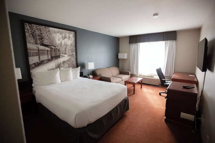 Room 12 of 23