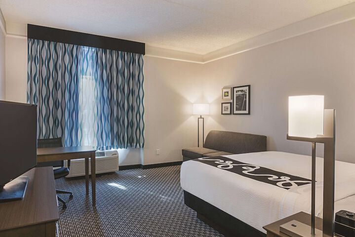 Room 29 of 49