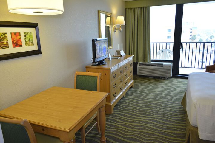 Room 72 of 107