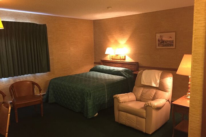 Room 36 of 61