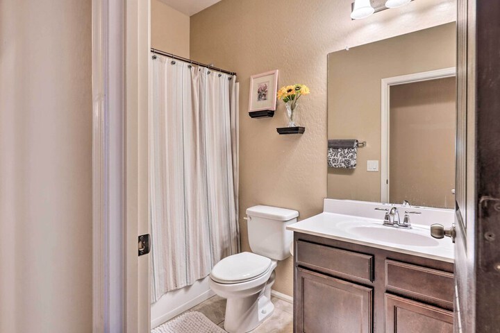 Maricopa Home w / Swim-up Bar Heated Pool & Slide