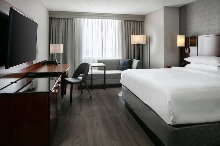 Room 16 of 42