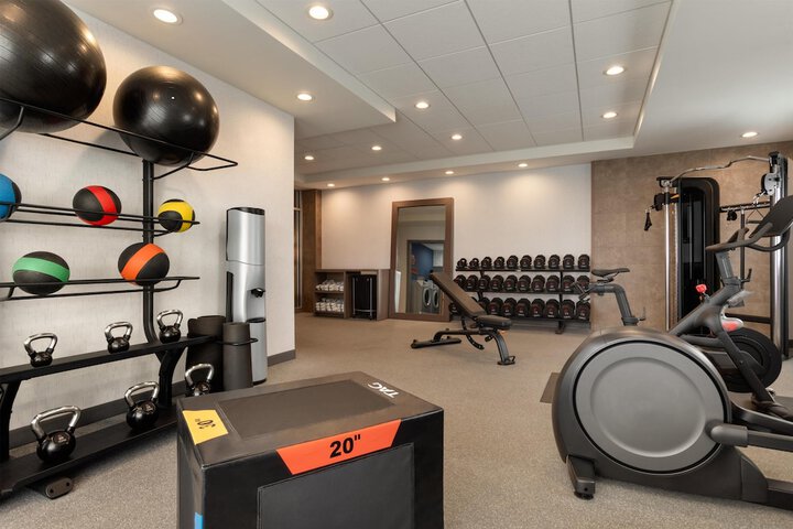 Home2 Suites by Hilton Bowling Green Hotel