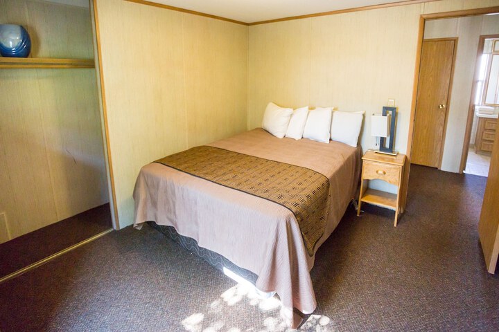 Room 48 of 187