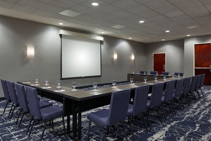 Courtyard by Marriott Culver City Los Angeles