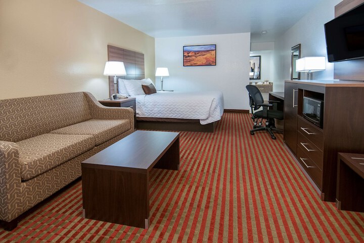 Room 16 of 35