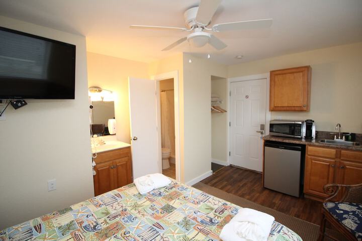 Fin n Feather Waterside Inn by Kees Vacations