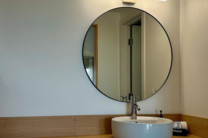 Harbor Inn Self Check-in Hotel